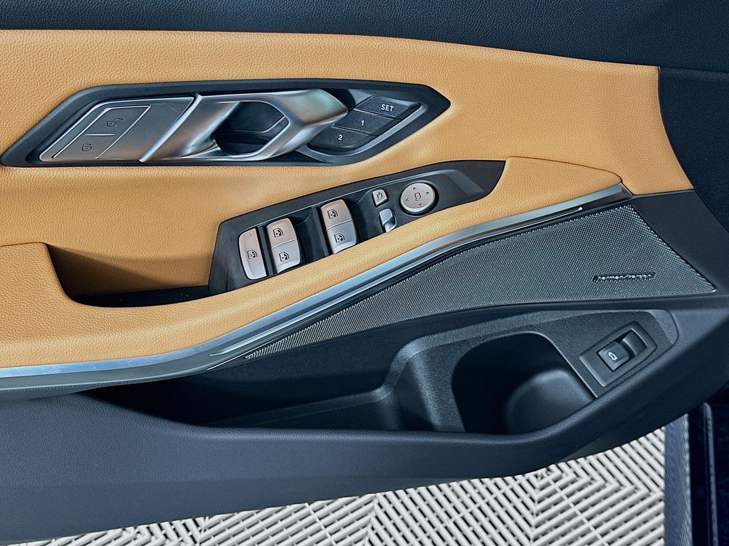 Thumbnail: 2026 BMW 3 Series - 20