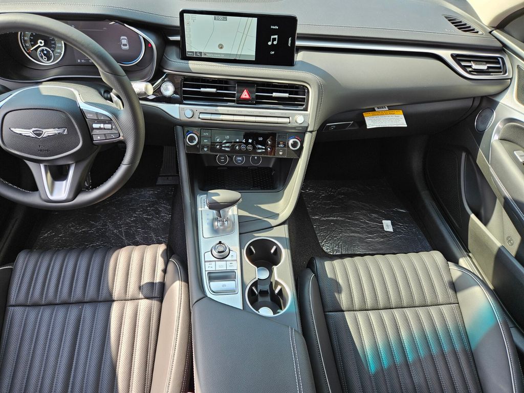New 2026 Silver Genesis 2.5T Prestige image 9