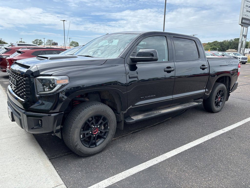 Midnight Black Metallic 2019 Toyota Tundra Pickup Truck Four-Wheel Drive 6-Speed Automatic