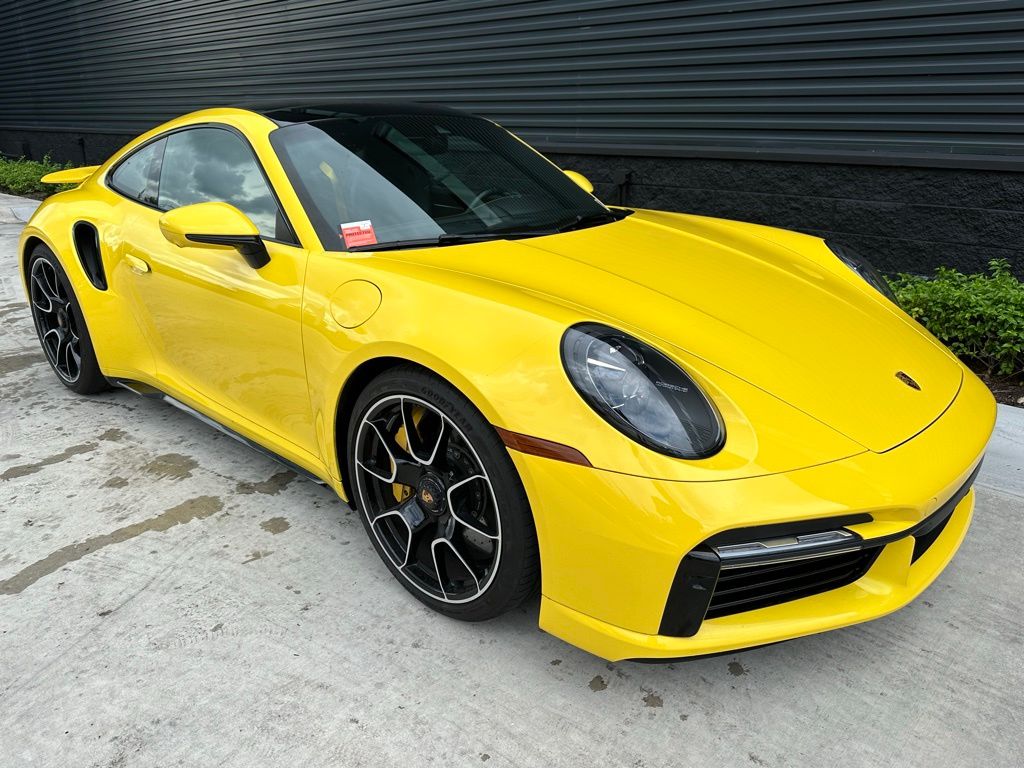 2023 Porsche 911 Turbo S 10