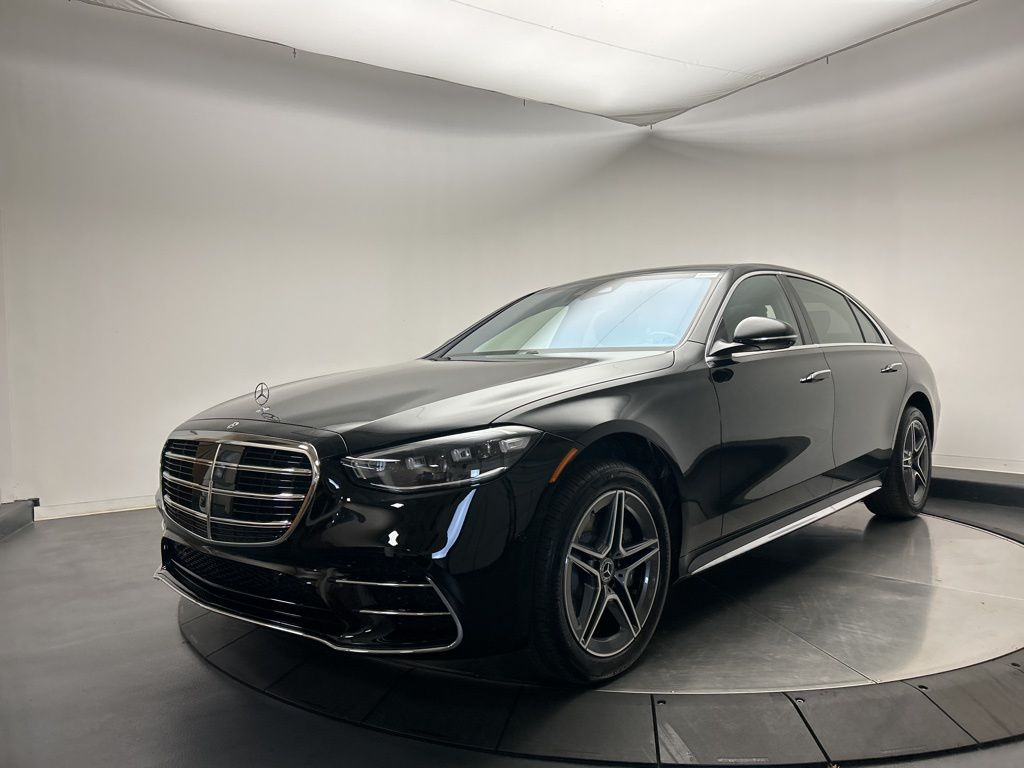 Thumbnail: 2026 Mercedes-Benz S-Class - 3