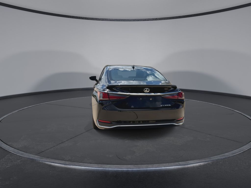Thumbnail: 2024 Lexus ES - 7