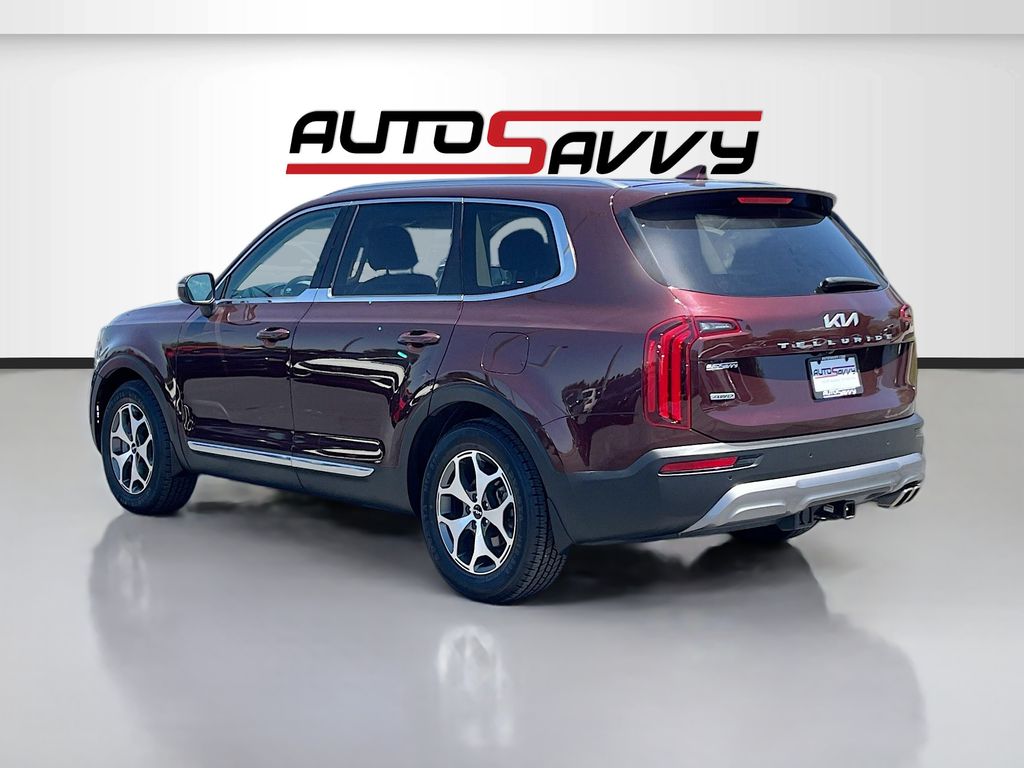 Used 2022 Purple Kia EX image 5