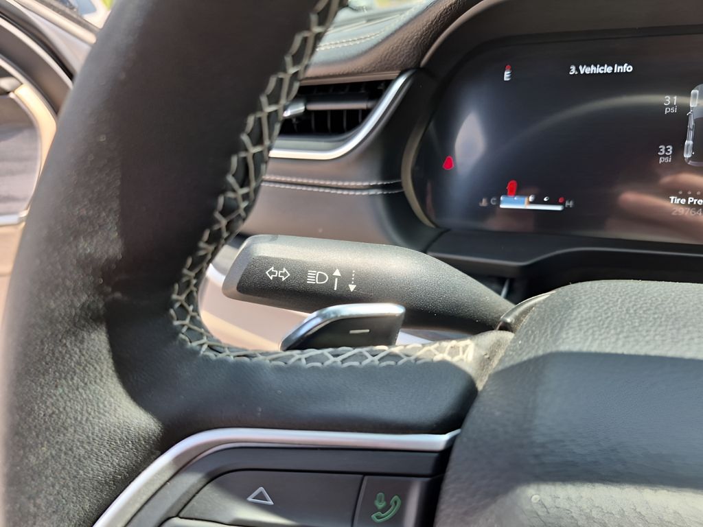 Used Car 2024 Jeep Grand Cherokee  Limited For Sale Under $35,000 In Austin, Texas