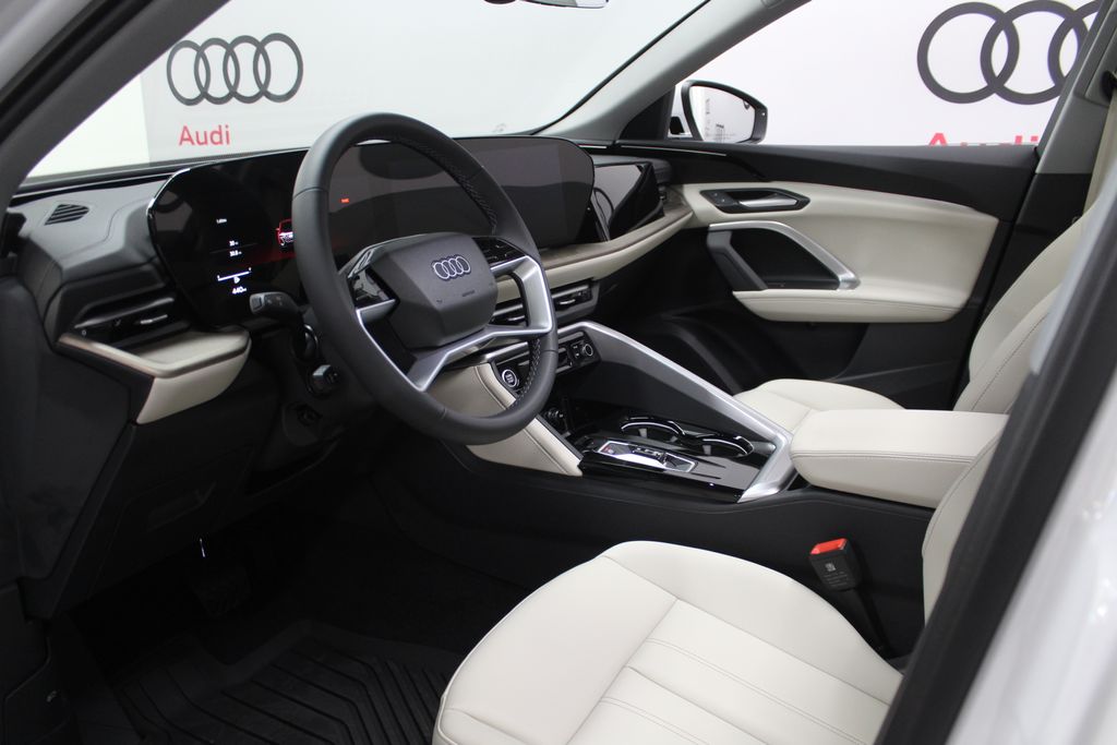 Thumbnail: 2025 Audi Q5 - 12
