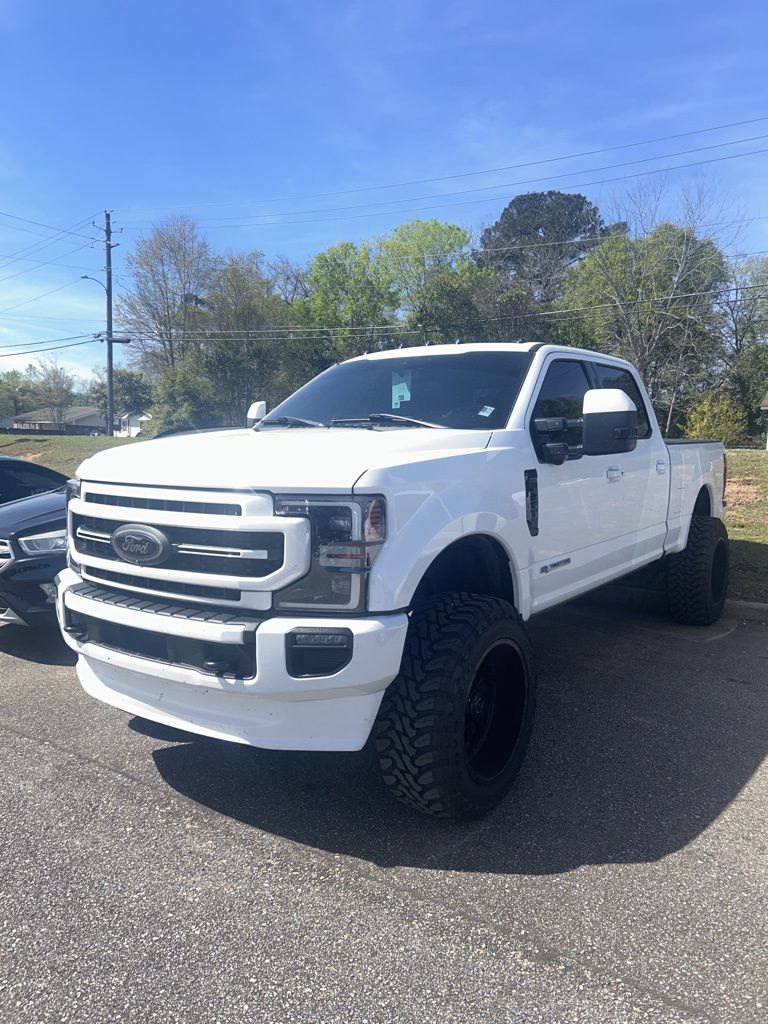 2022 Ford F-250 Super Duty Lariat Crew Cab 4WD