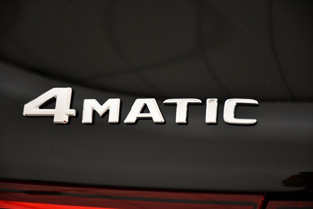 Thumbnail: 2026 Mercedes-Benz GLB - 10