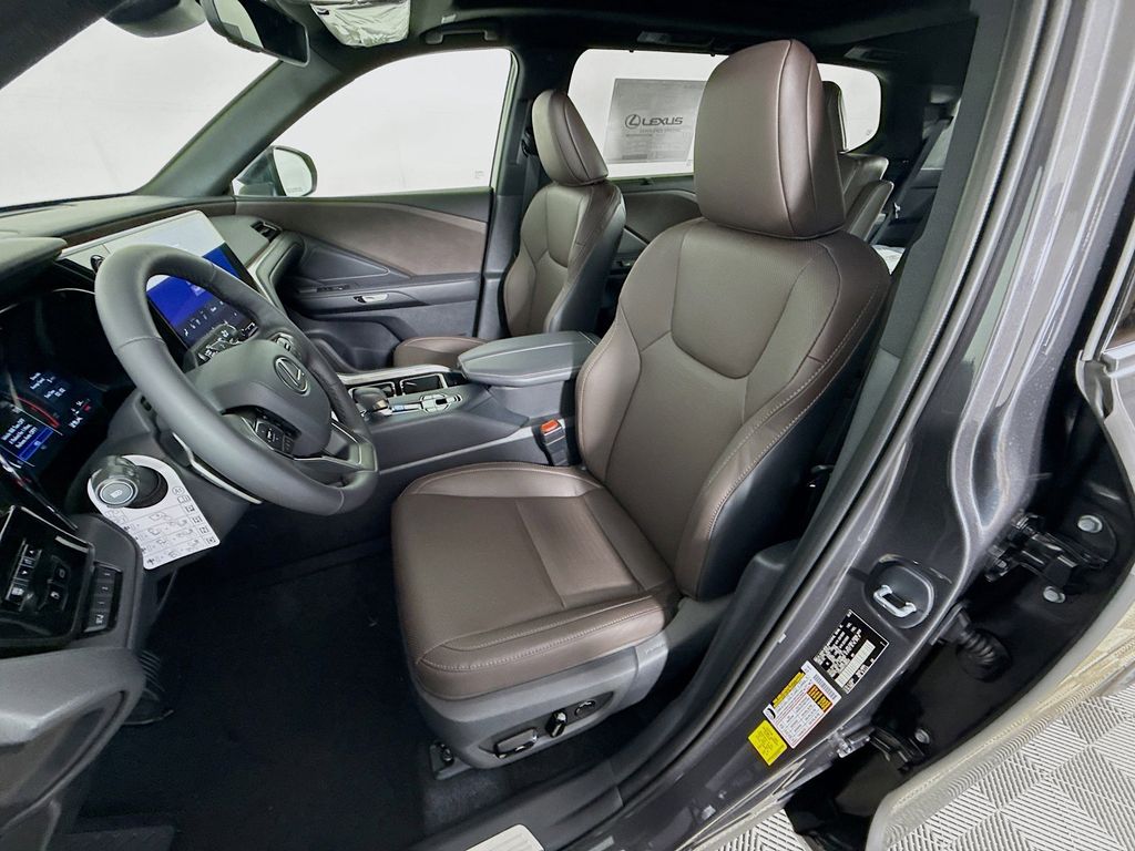 Thumbnail: 2026 Lexus TX - 16