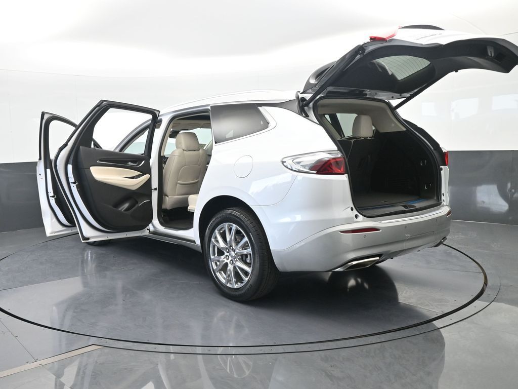 Used 2024 White Frost Tricoat Buick Essence image 81