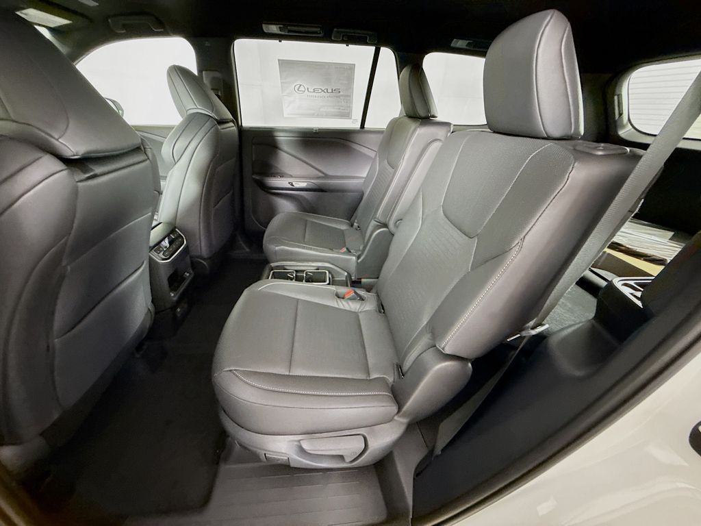 Thumbnail: 2026 Lexus TX - 17