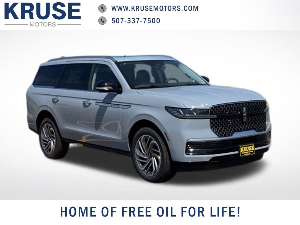 2027 Lincoln Navigator