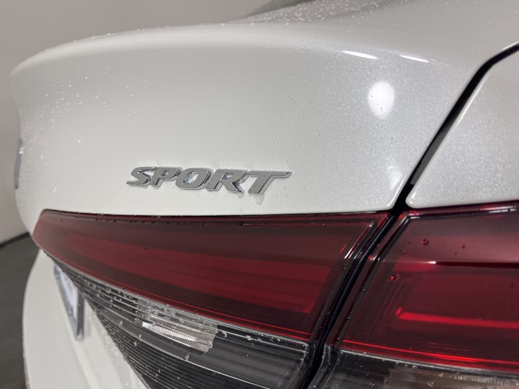 2025 Honda Civic Sport 16