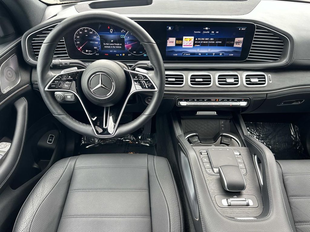Thumbnail: 2026 Mercedes-Benz GLS - 20