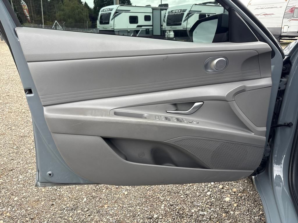 2023 Electric Shadow Hyundai Elantra SEL FWD Sedan