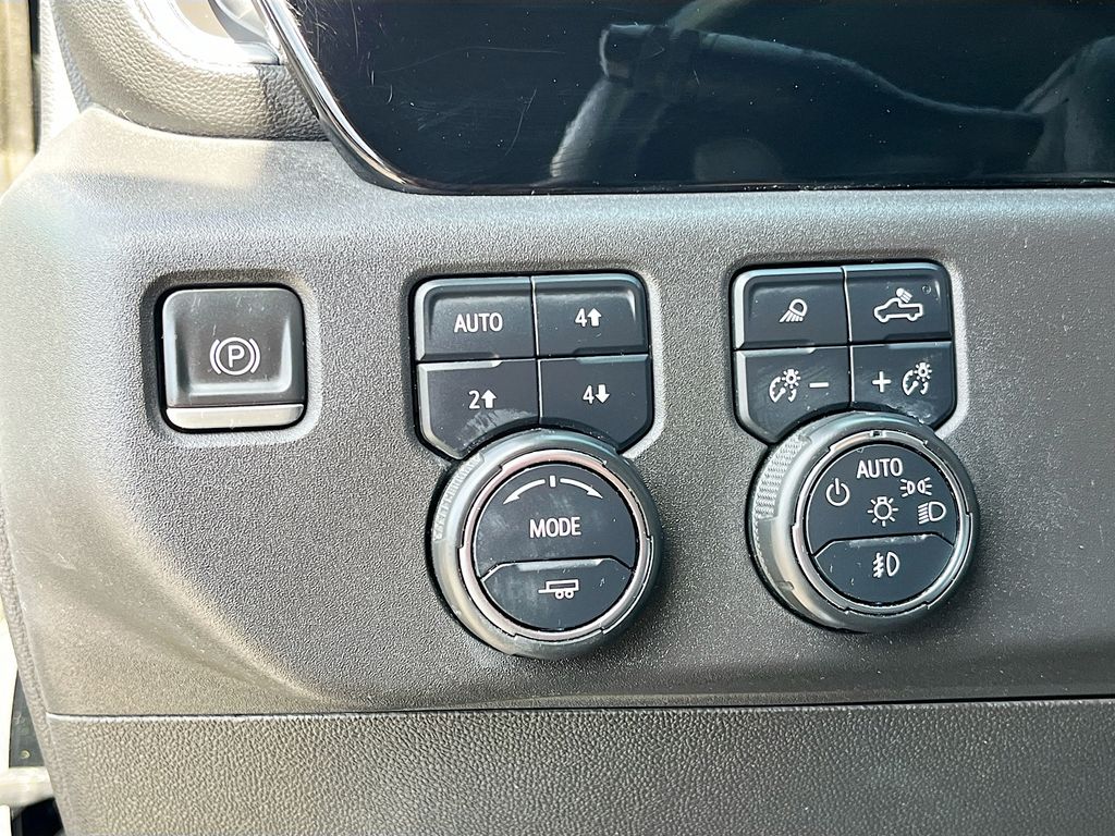 Used 2024 Black Chevrolet LT Trail Boss image 10