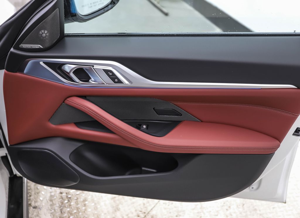 2025 BMW i4 M50 27