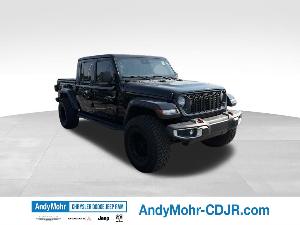 Black Clearcoat 2024 Jeep Gladiator Pickup Truck Four-Wheel Drive 8-Speed Automatic