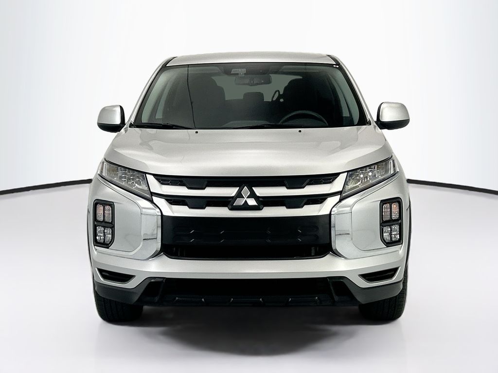 Used 2024 Silver Mitsubishi 2.0 ES image 2