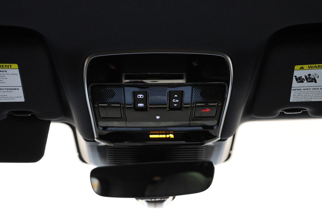 Thumbnail: 2026 Land Rover Range Rover - 14