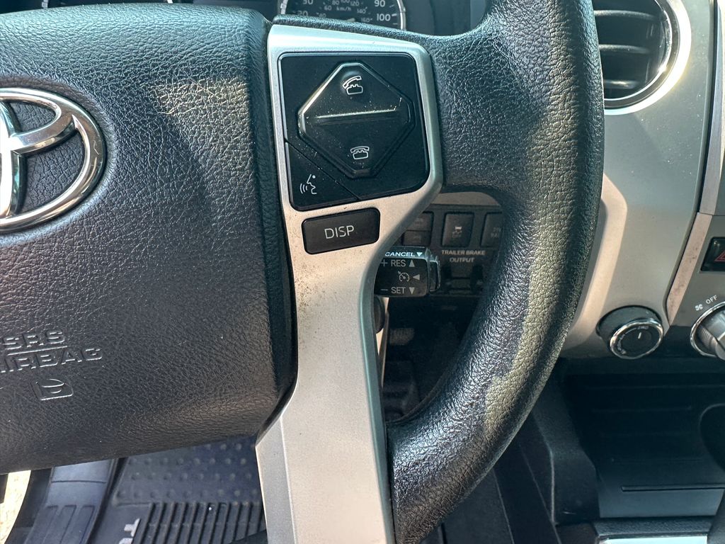 2017 Toyota Tundra SR5