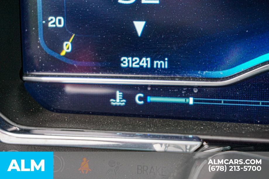 Used 2024 Blue Chevrolet High Country image 61
