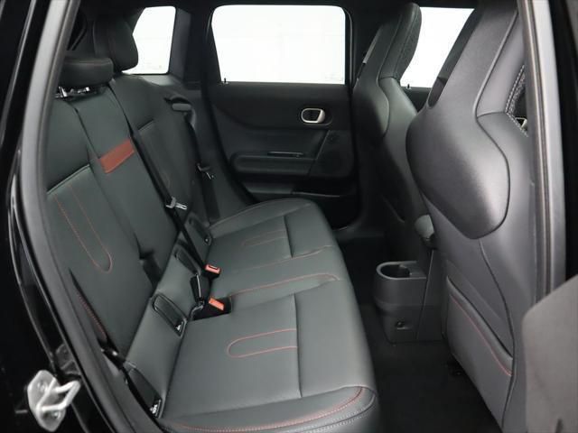 Thumbnail: 2026 MINI Cooper - 24