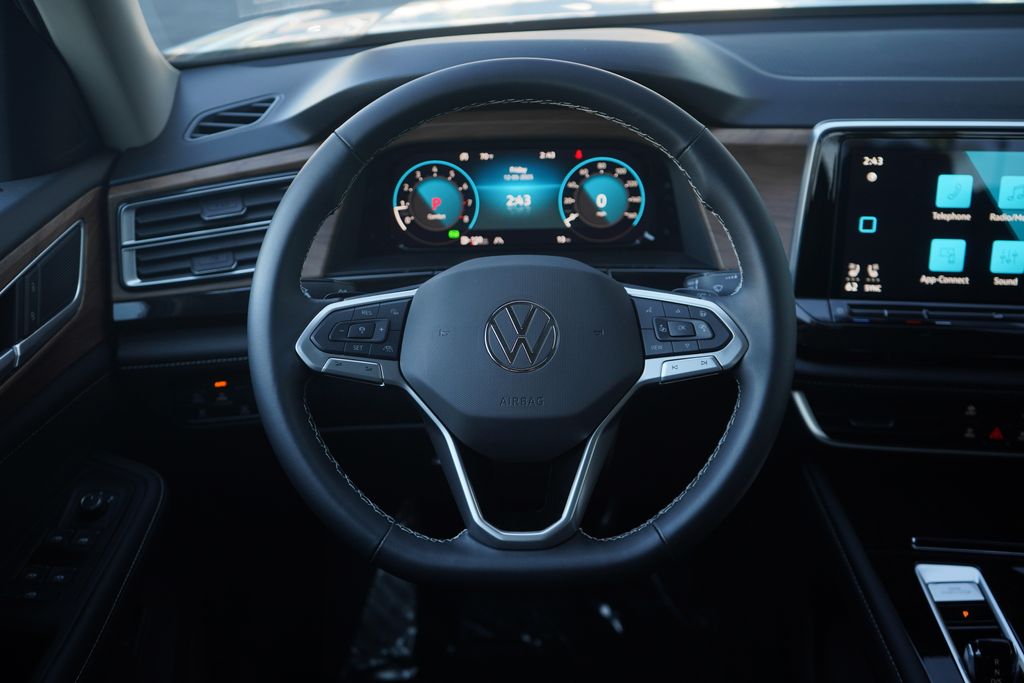 Thumbnail: 2025 Volkswagen Atlas - 10