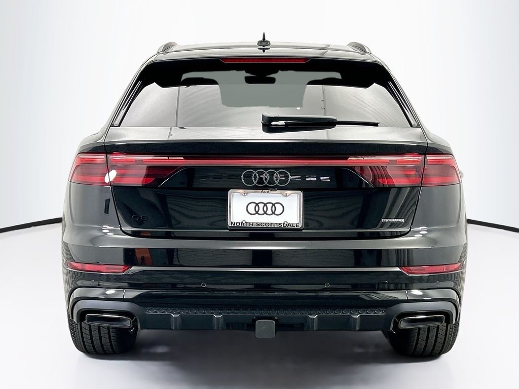 Thumbnail: 2026 Audi Q8 - 6