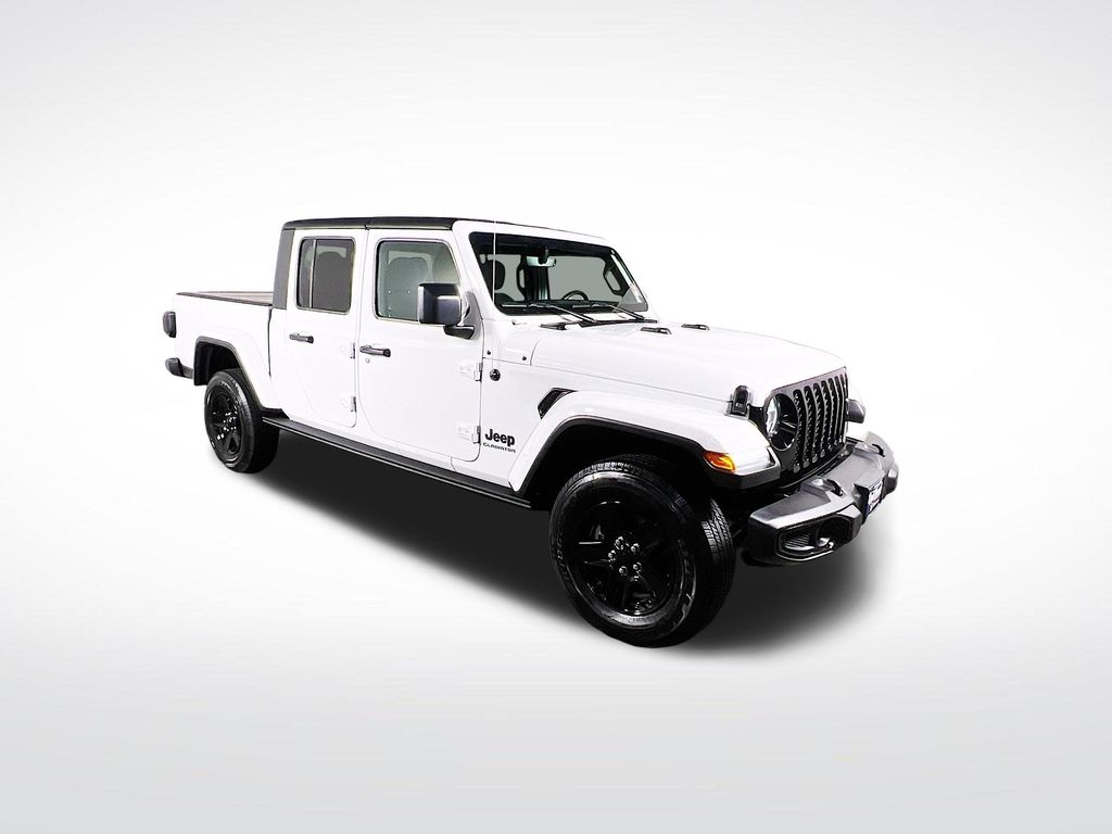 Used 2021 Jeep Gladiator California Edition with VIN 1C6HJTAG2ML567917 for sale in Gladstone, OR