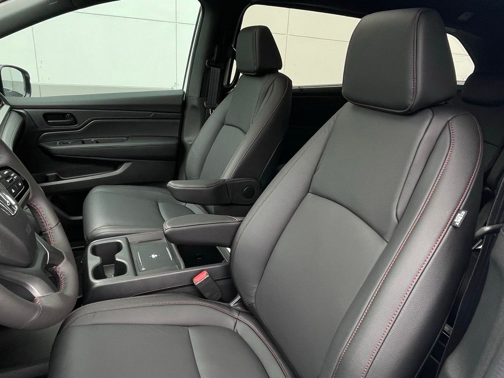 Thumbnail: 2026 Honda Odyssey - 26