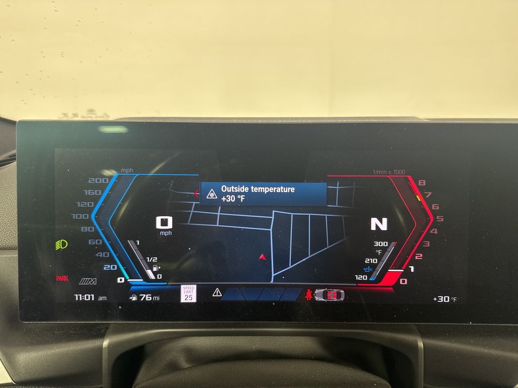 Thumbnail: 2024 BMW M4 - 15