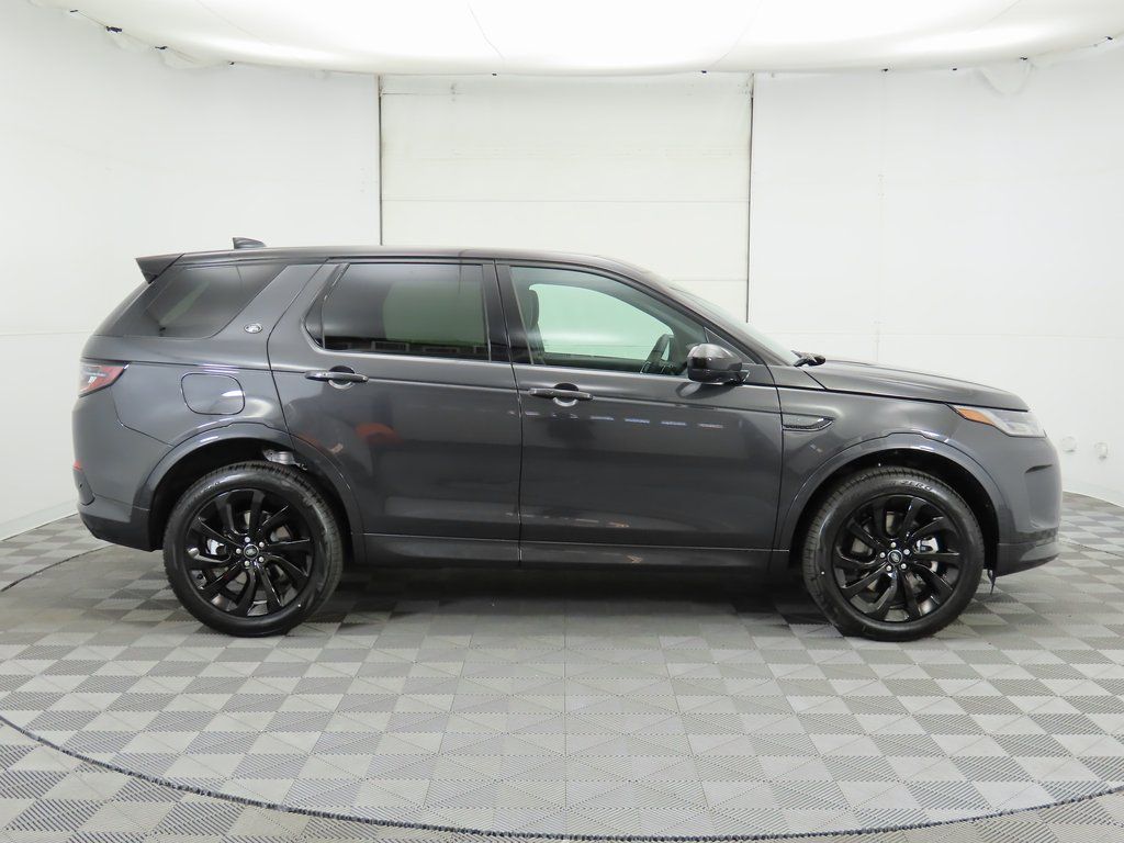 Thumbnail: 2023 Land Rover Discovery Sport - 4