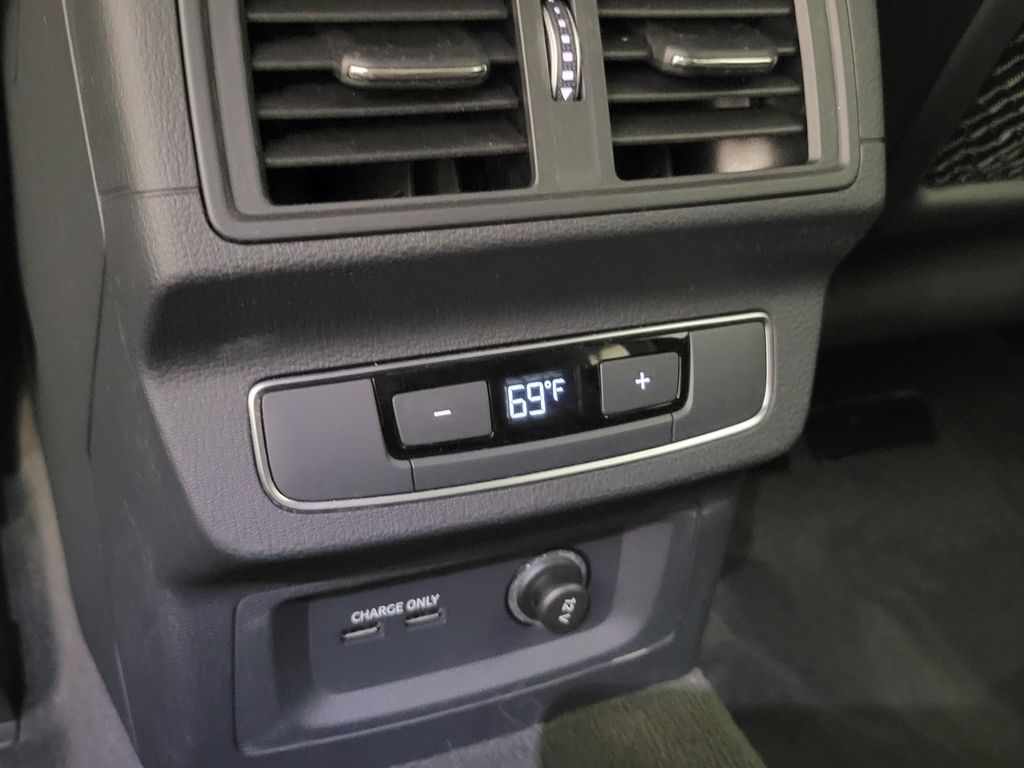 Thumbnail: 2023 Audi Q5 - 21