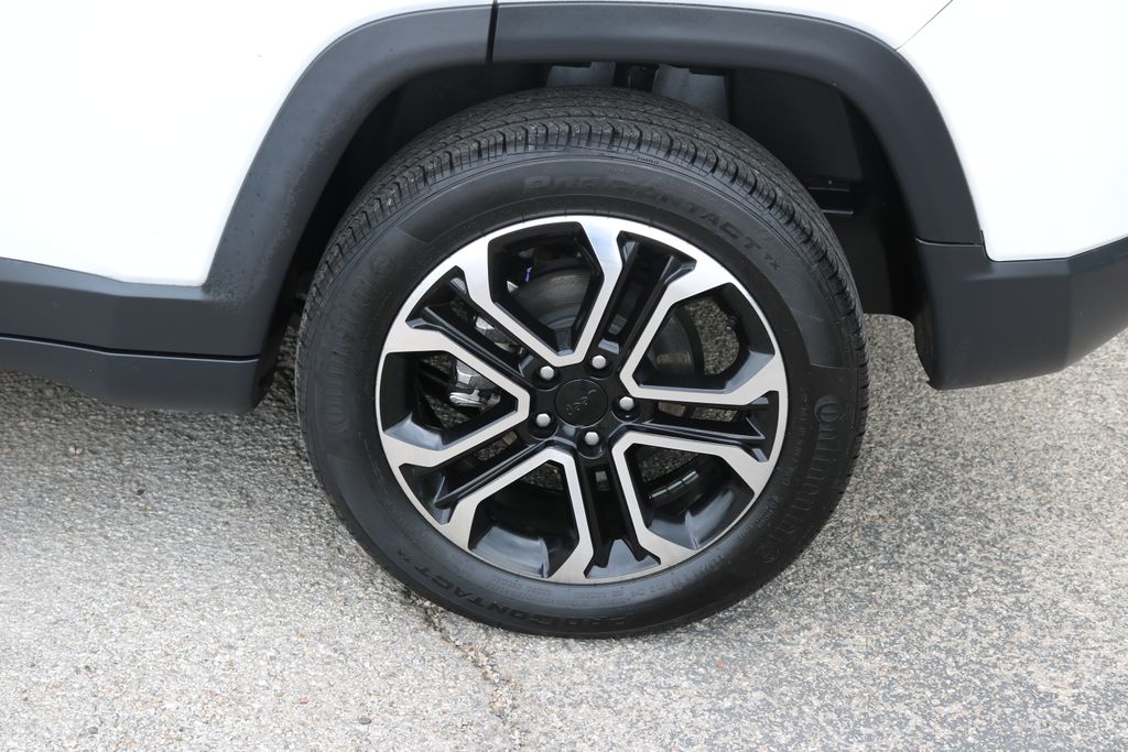 Used Car 2022 Jeep Compass  Limited For Sale Under $25,000 In Austin, Texas