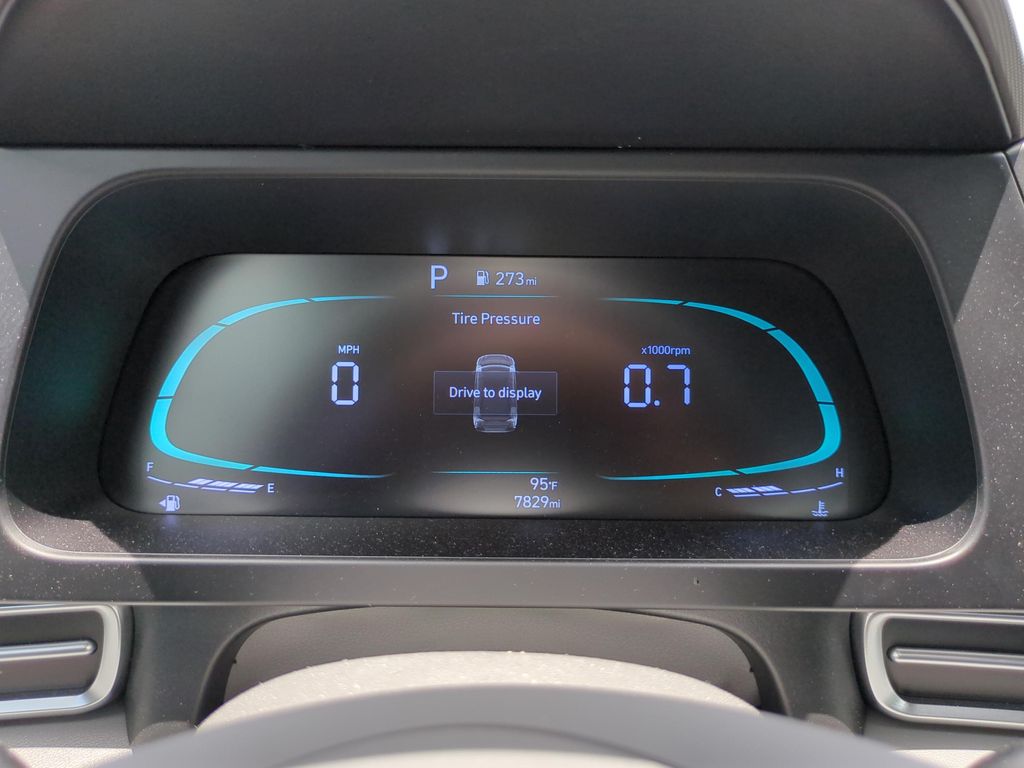 Used 2026 Gray Hyundai SEL Sport image 19