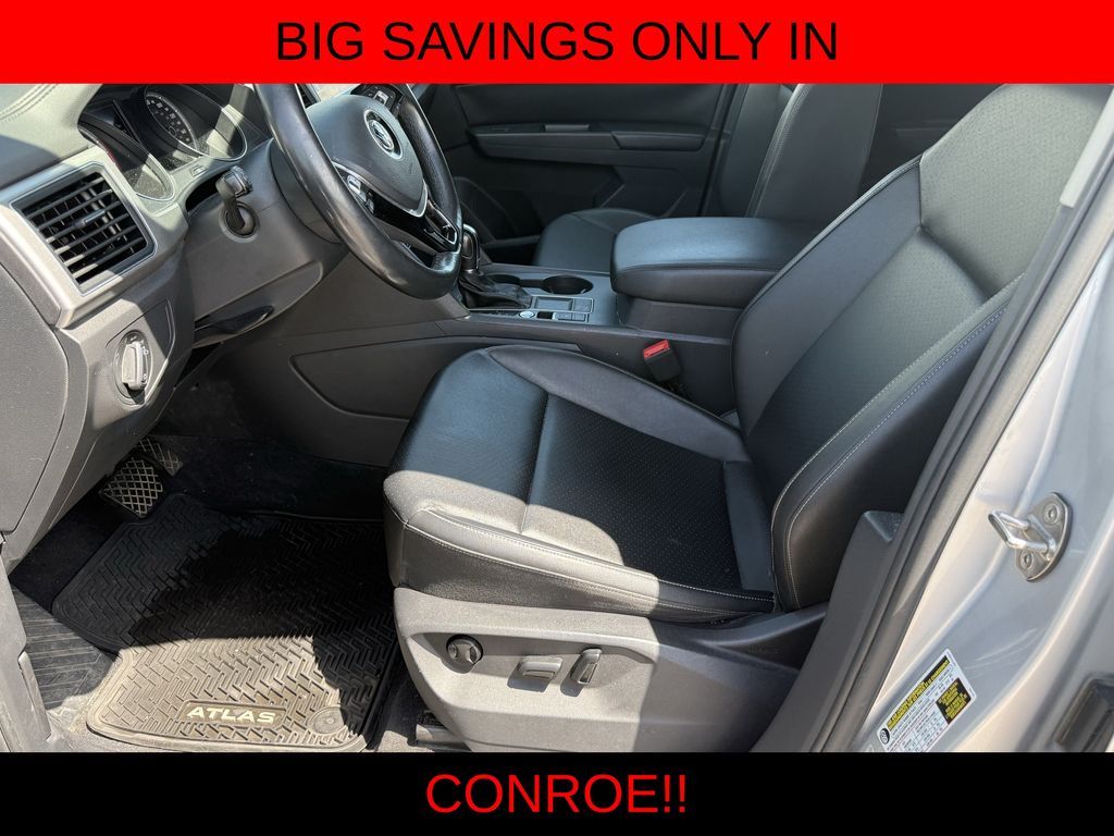2018 Volkswagen Atlas 3.6L V6 SE Silver at Community Toyota