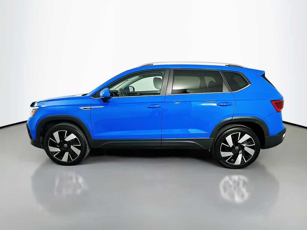 Thumbnail: 2023 Volkswagen Taos - 8
