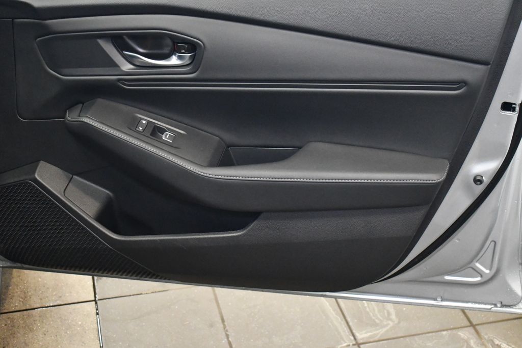 Thumbnail: 2025 Honda Accord - 31