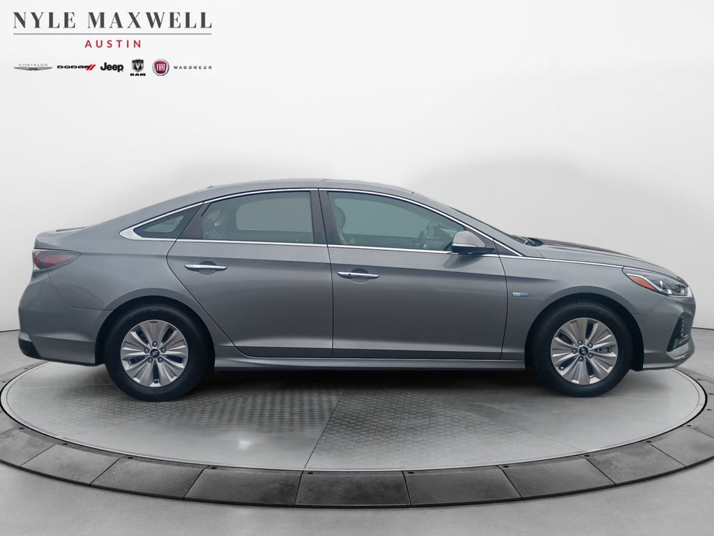 Used Car 2019 Hyundai Sonata Hybrid  Se For Sale Under $15,000 In Austin, Texas