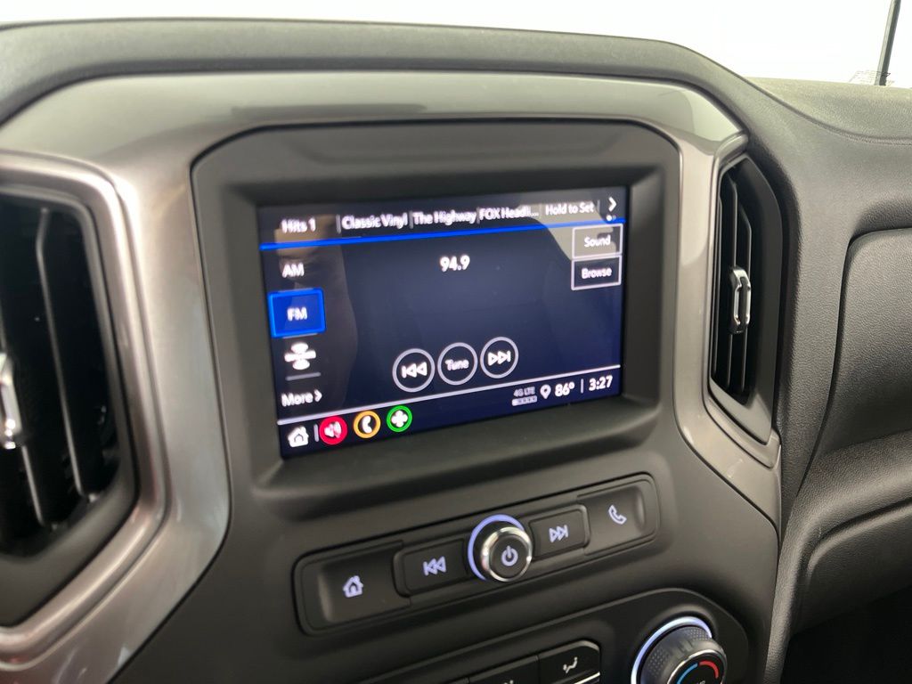 Thumbnail: 2026 Chevrolet Silverado 2500 - 26