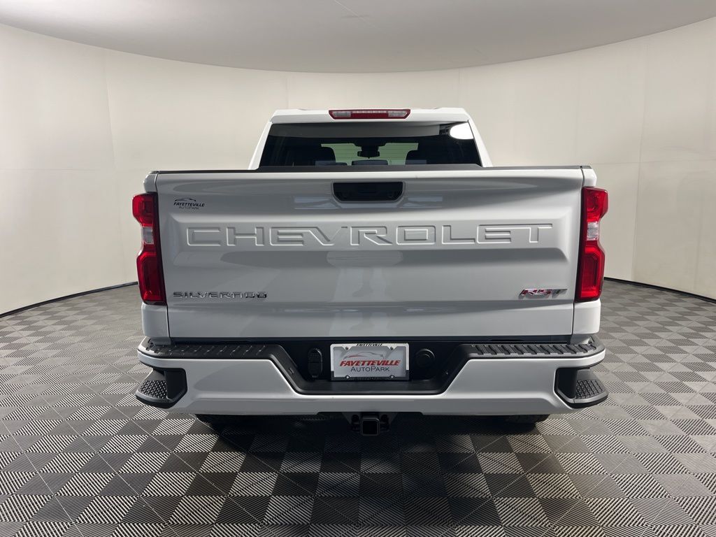 Thumbnail: 2026 Chevrolet Silverado 1500 - 4