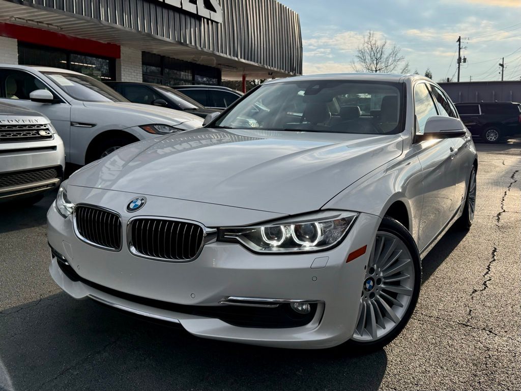 BMW 3 Series 335i Sedan RWD