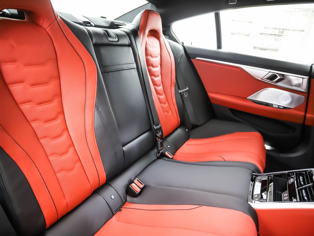 Thumbnail: 2026 BMW 8 Series - 27