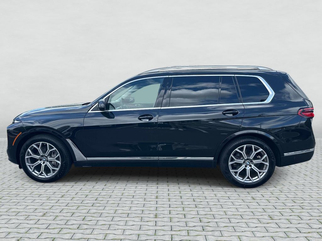 Thumbnail: 2024 BMW X7 - 8