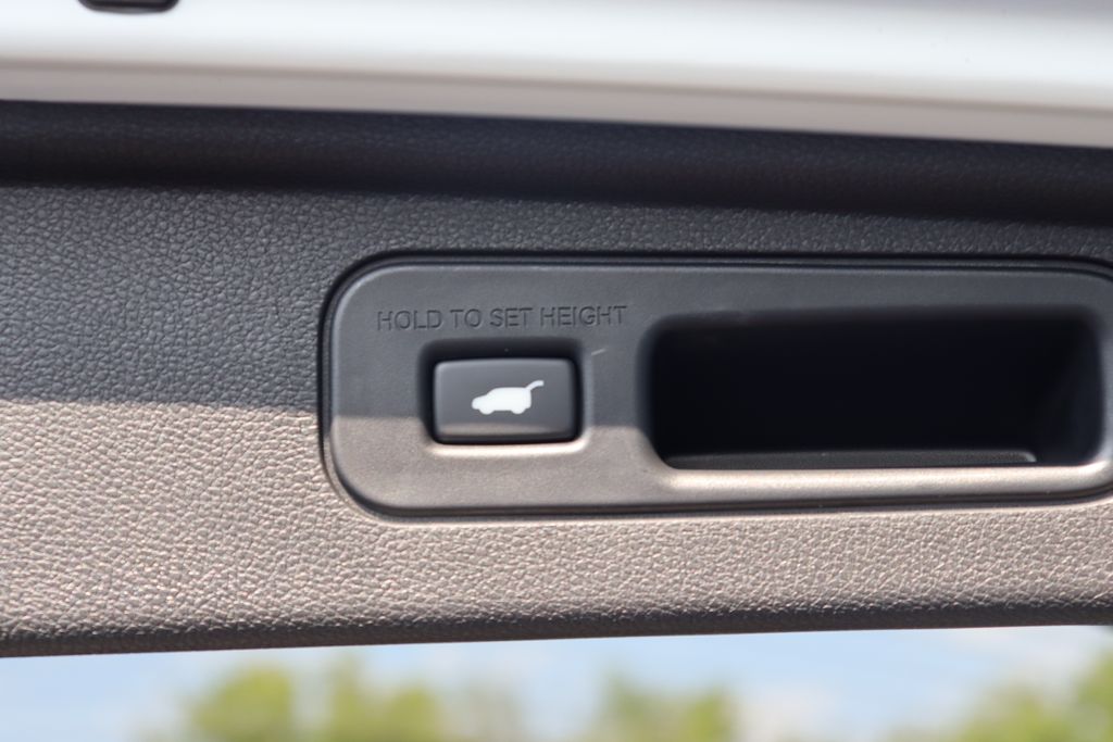 Thumbnail: 2026 Honda Odyssey - 13