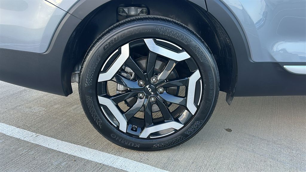 2025 Kia Telluride S Silver at Legacy Ford