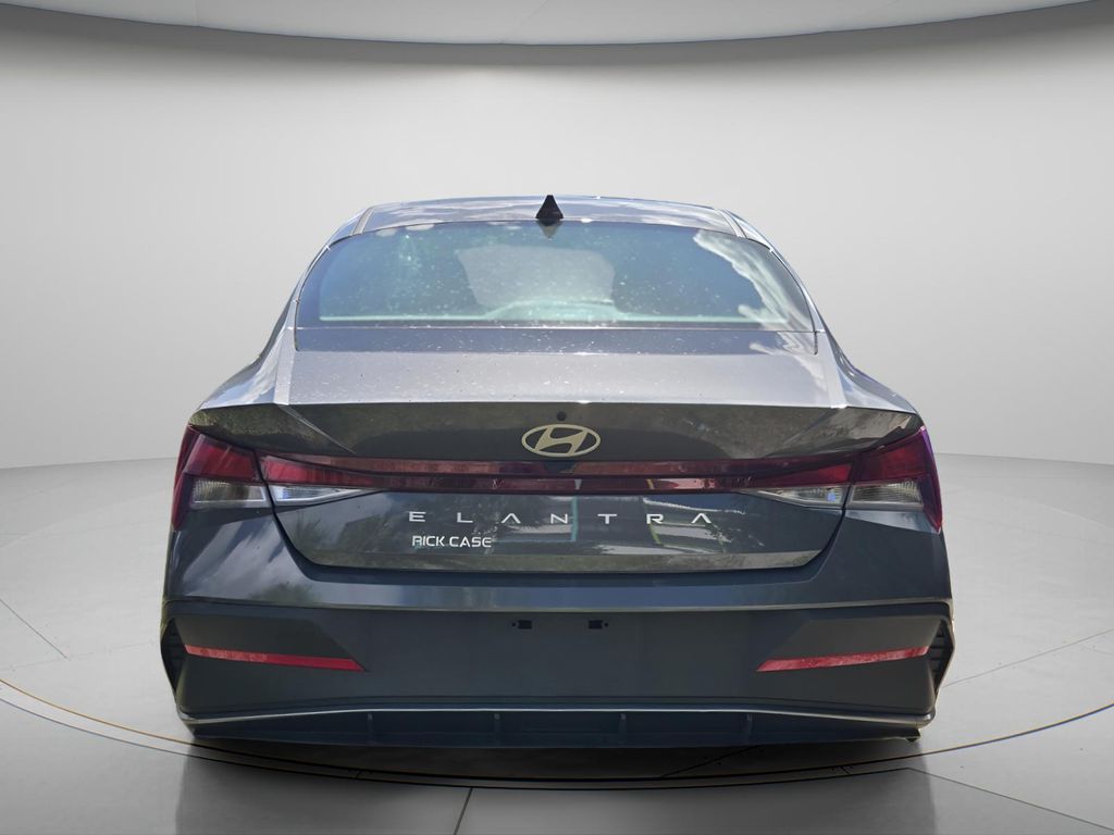 2026 Hyundai Elantra - $22,399