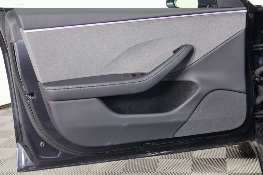 Thumbnail: 2024 Tesla Model 3 - 12