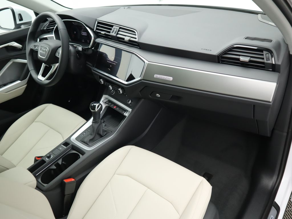 2025 Audi Q3  19