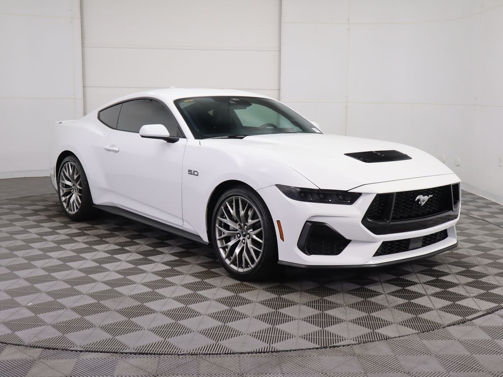 Thumbnail: 2025 Ford Mustang - 3
